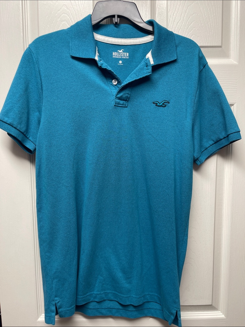 Hollister Men's Teal Blue Polo Shirt